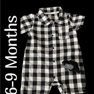 Black and White Checkered Baby Romper “I’m A Gentleman” SZ 6-9 M Full Snap Front